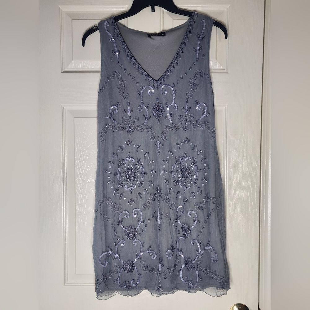NWT Rise 12 Grey Beaded Padded Beaded Embroidered Sleeveless Overlay Party Dress